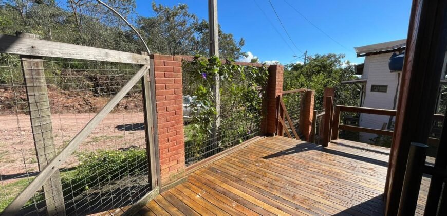 Vende-se Linda Casa com Maravilhosa Vista em Alto Paraíso de Goiás