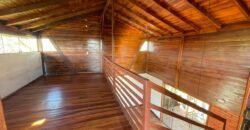Vende-se Linda Casa com Maravilhosa Vista em Alto Paraíso de Goiás