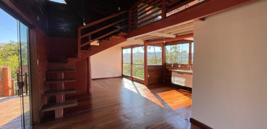 Linda Casa com Maravilhosa Vista em Alto Paraíso de Goiás