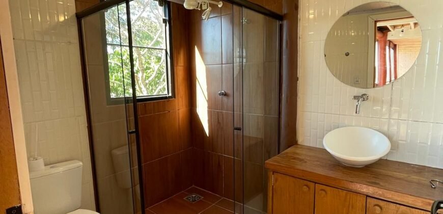 Linda Casa com Maravilhosa Vista em Alto Paraíso de Goiás