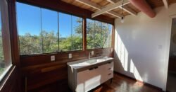 Linda Casa com Maravilhosa Vista em Alto Paraíso de Goiás
