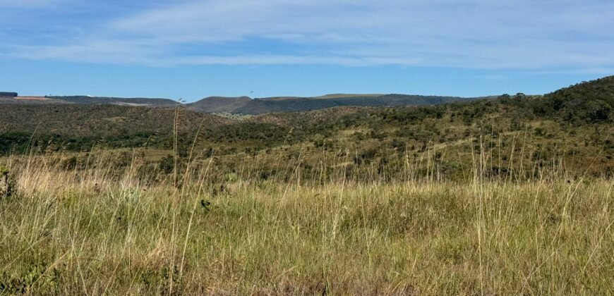 Fazenda 695ha – Nascente – Cachoeira – aprox. 23 km de Alto Paraíso de Goiás, 100% Documentada