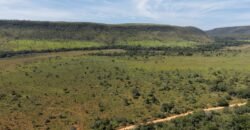 Fazenda 695ha – Nascente – Cachoeira – aprox. 23 km de Alto Paraíso de Goiás, 100% Documentada