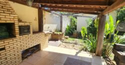 🏡 VENDE-SE EXCELENTE CASA NO CENTRO DE ALTO PARAÍSO