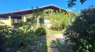 🏡 VENDE-SE EXCELENTE CASA NO CENTRO DE ALTO PARAÍSO