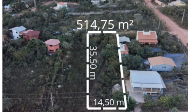 Lindo lote vazado à venda, localizado no início do Setor Eldorado próximo ao centro de Alto Paraíso de Goiás