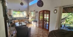 CASA A VENDA NO CONDOMÍNIO VALE AZUL – ALTO PARAÍSO DE GOIÁS